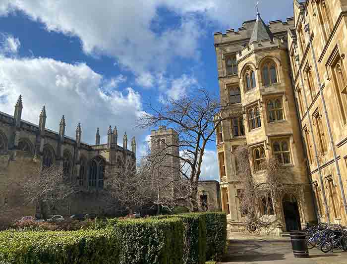 Year 11s Visit Oxford University